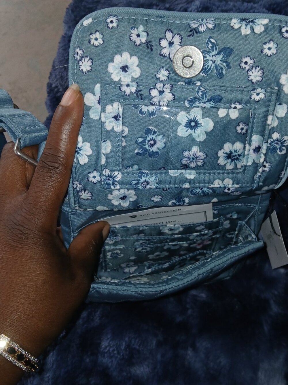 Vera Bradley crossbody bag - Picture 3 of 4